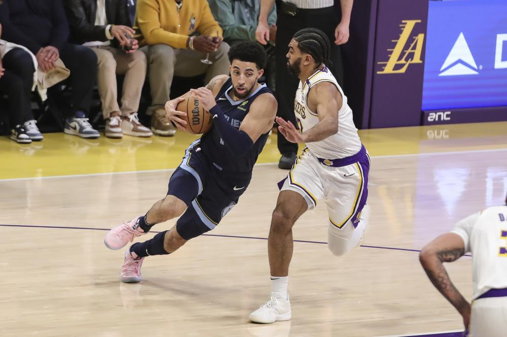 促使他们在 促使他们在