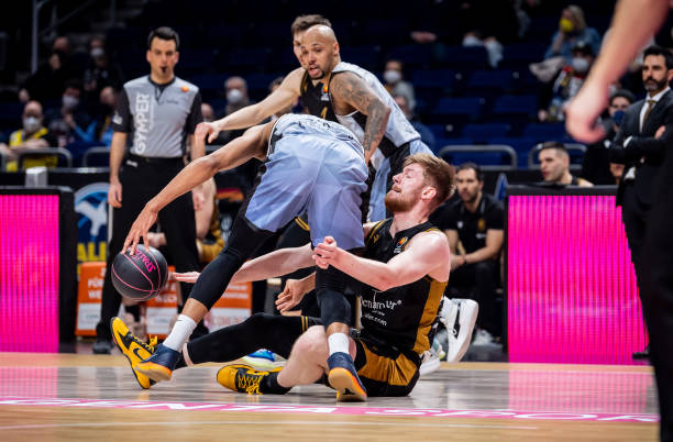 功背后的关 功背后的关