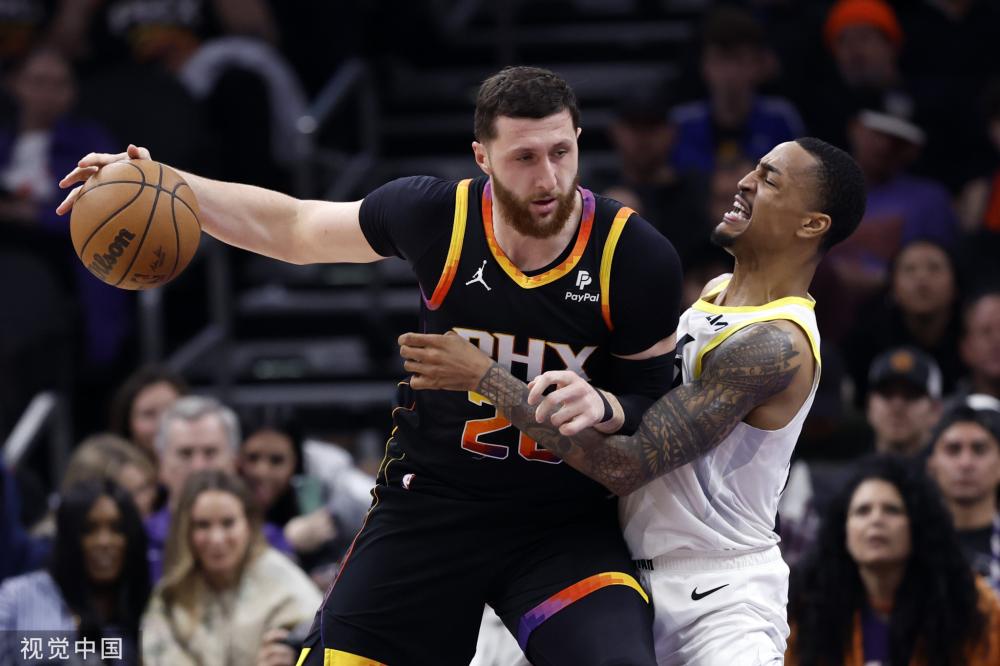 场对决中 场对决中